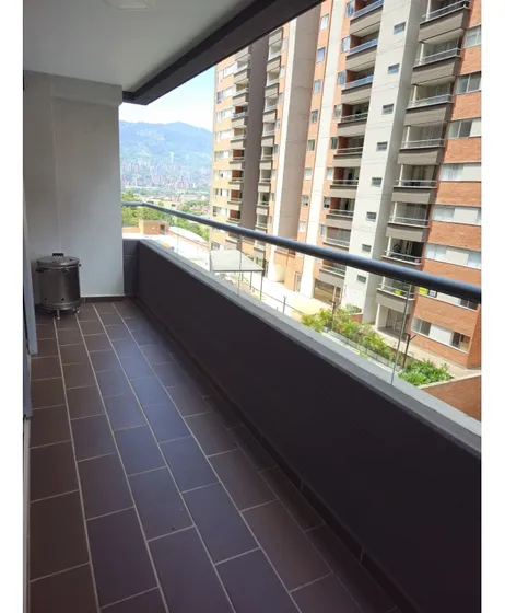Apartamento Para La Venta En Guayabal  Medellín 