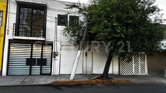 Se Vende Casa Con Unidades Rentables En San Juan De Aragon 1ra Seccion, Cdmx