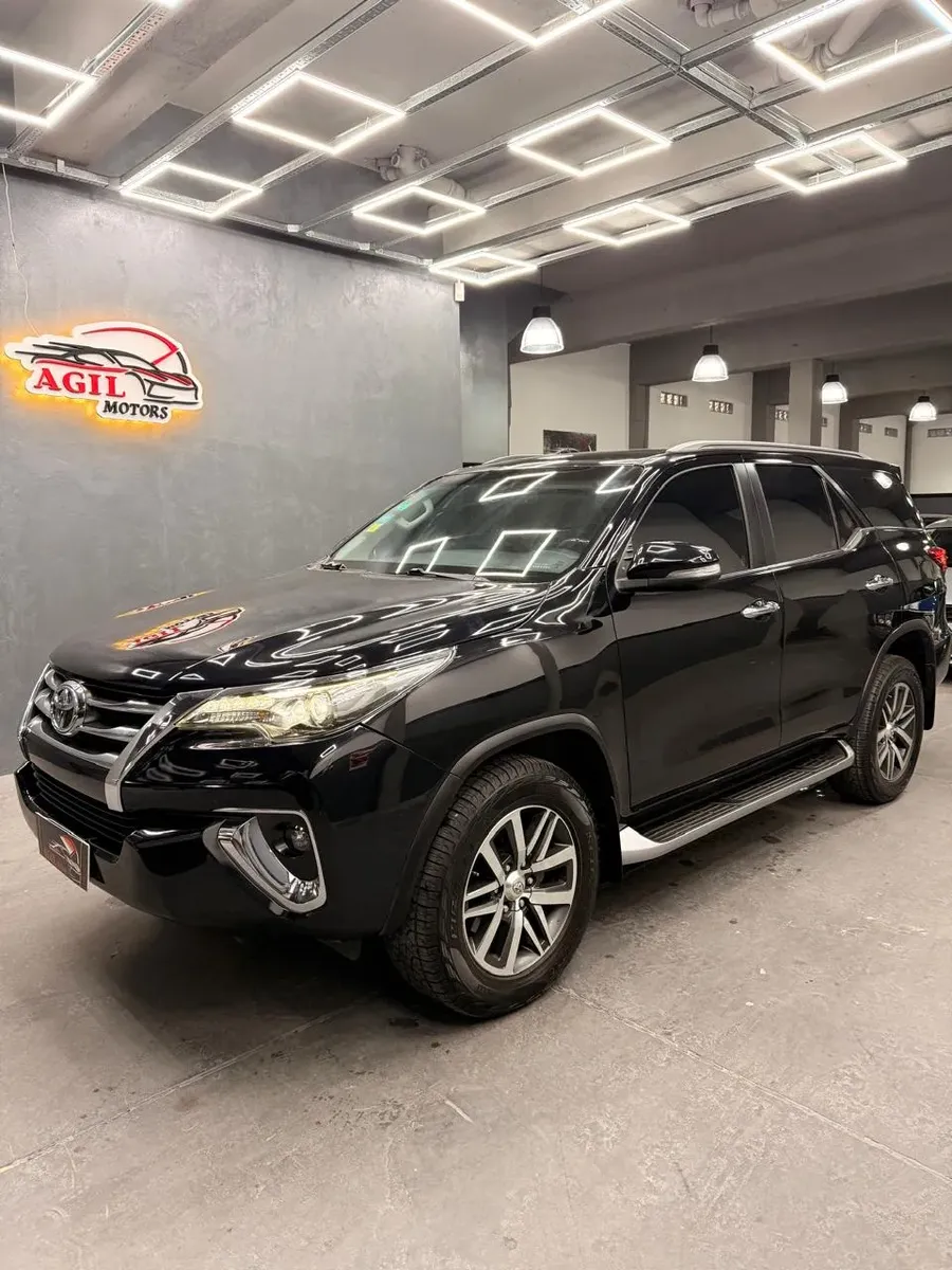Toyota SW4 SRX