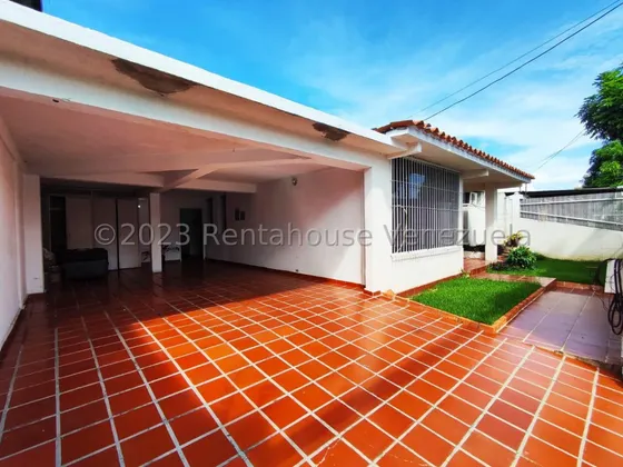 José Trivero Vende Hermosa Casa Ubicada Zona Privilegiada De Barquisimeto