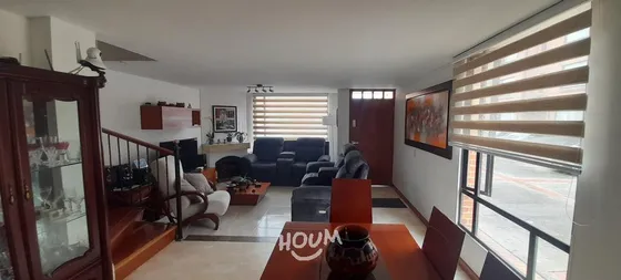 Casa En Icata. 4 Habitaciones, 189 M², Id: 84662