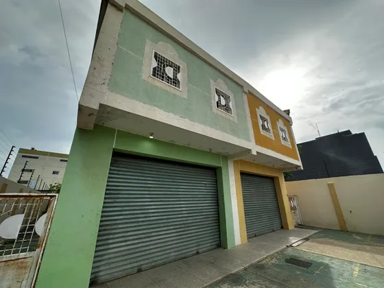 Egv-90 Zona Oeste Galpón Zona Comercial Mercado Periférico Avenida La Limpia