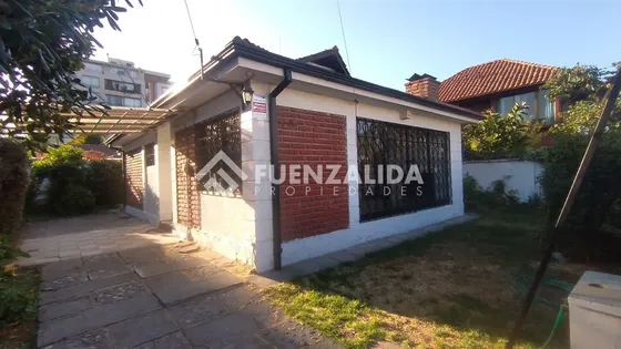 Casa En Arriendo De 2 Dorm. En Las Condes