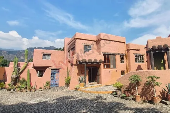 Residencia Venta En Tepoztlán Mor.