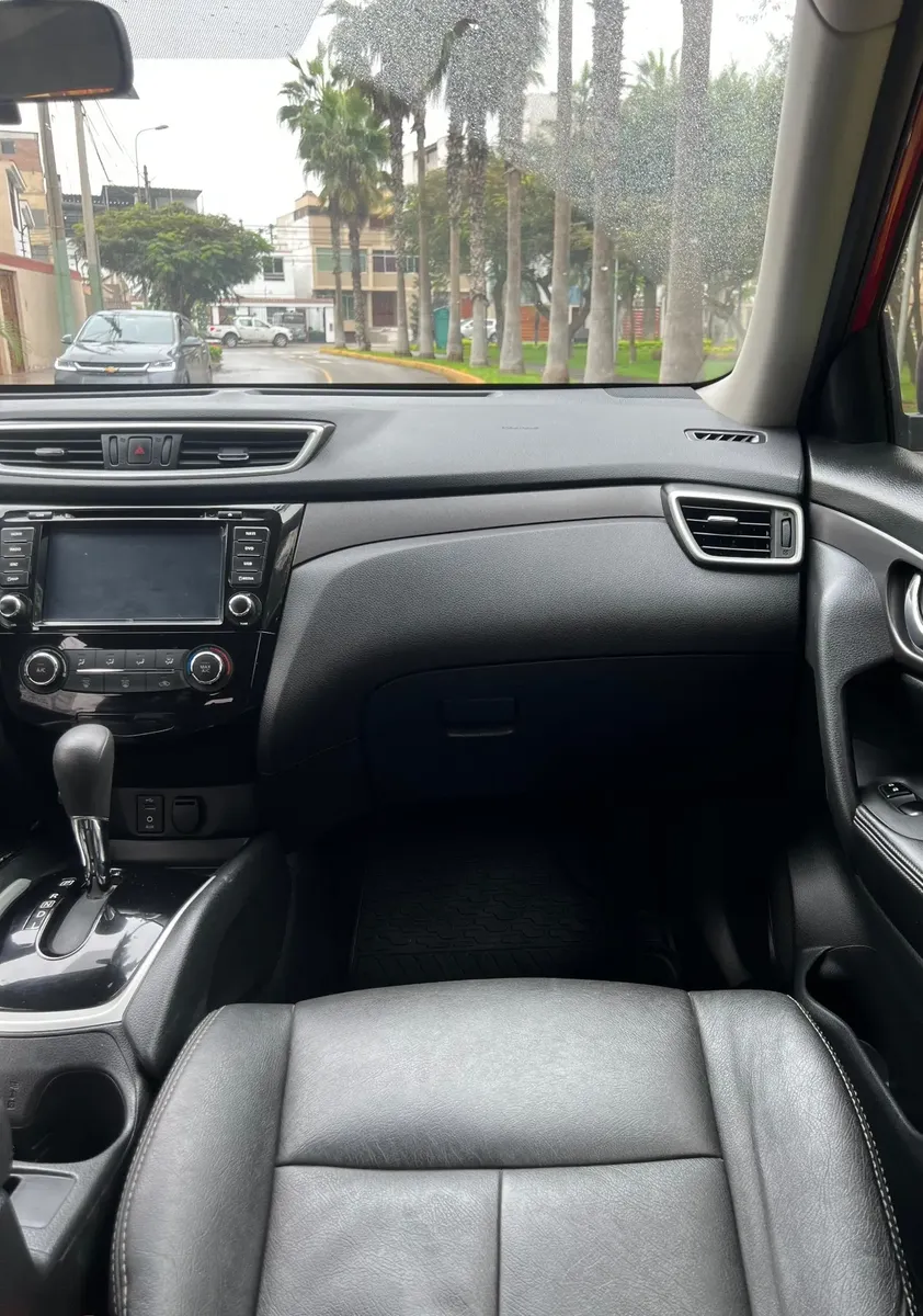 Nissan Xtrail, Con Tres Filas De Asiento, Glp Automático63836224938113129