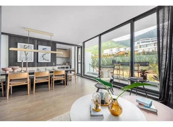Casa  En Las Condes S. C. De Apoquindo/ Townhouse