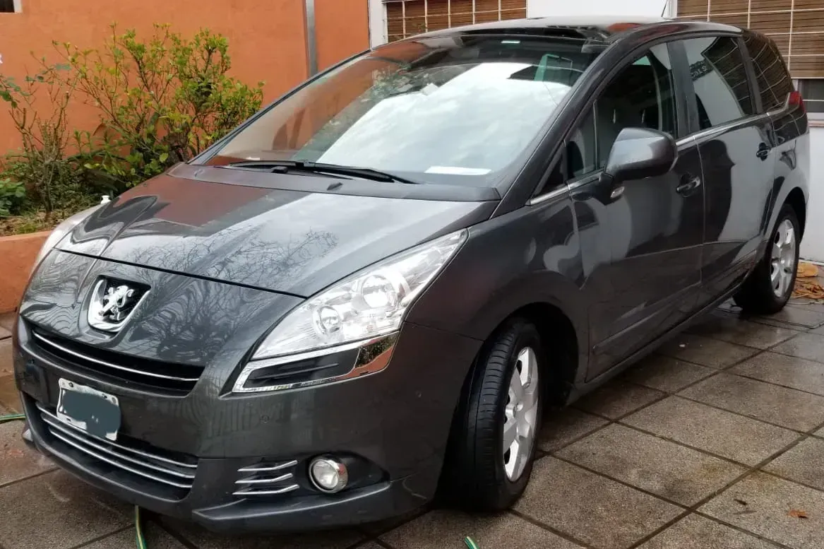 Peugeot 5008 1.6 Allure Plus 156cv