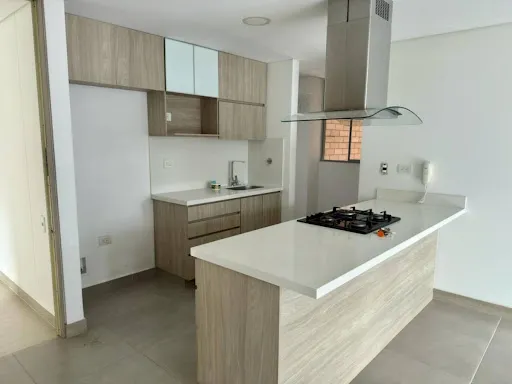 Apartamento En Arriendo Cumbres 643-8292245