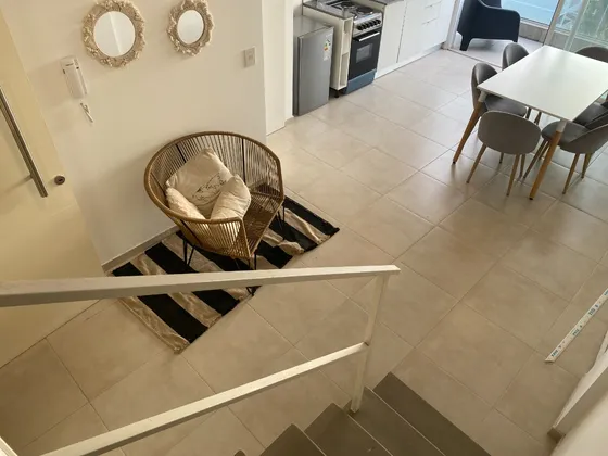 Elegancia Y Confort En Las Alturas  Dúplex En 8° Piso (alquiler Temporal)