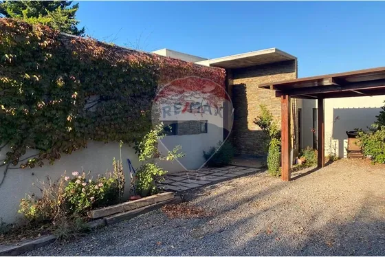 Casa 323 Mts2/5000 Mts2 Terreno - Las Garzas