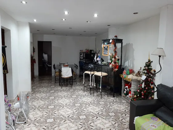 Venta Casa 4 Amb - Garage Y Terraza, Ph Al Frente - Permuto..!!