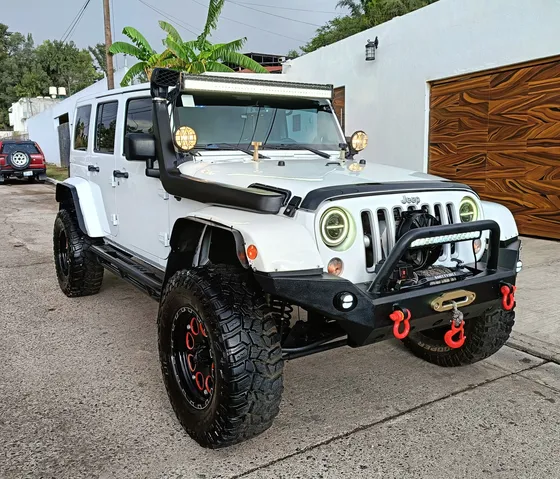 Jeep Wrangler 3.7 Sahara 3.6 4x4 At