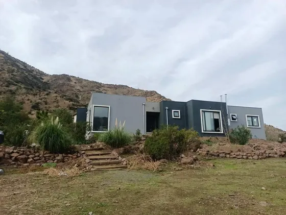 Casa De Un Piso Aislada, Gran Terreno, 5000 Metros 