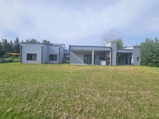 Venta Casa 5 Ambientes Santa Irene A Estrenar