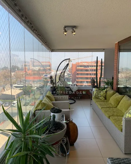 Amplio Depto. Con Gran Terraza Panoramica - Vitacura  