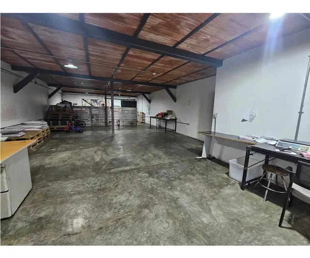 Local A Pie De Calle. Venta. Catia. Carcas