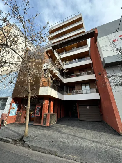 Entre Rios 478, Centro. Cochera Ubicada En Pleno Centro, En Alquiler!!