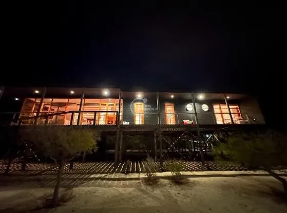 Casa Semi Nueva, 400 Mt De La Playa, Vista Bahía Guanaqueros