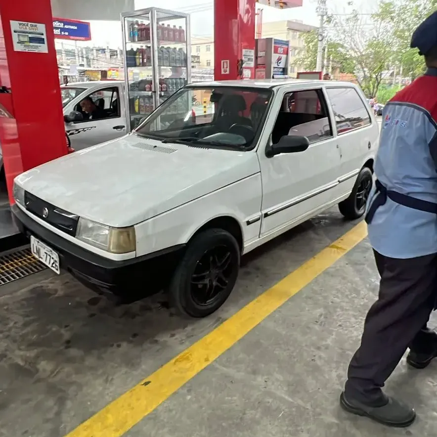 Fiat Uno 2002 1.0 Fire 3p Fiat Uno 2002 1.0 Fire 3p