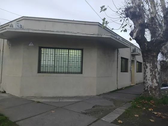 Se Arrienda Local Comercial (95220)