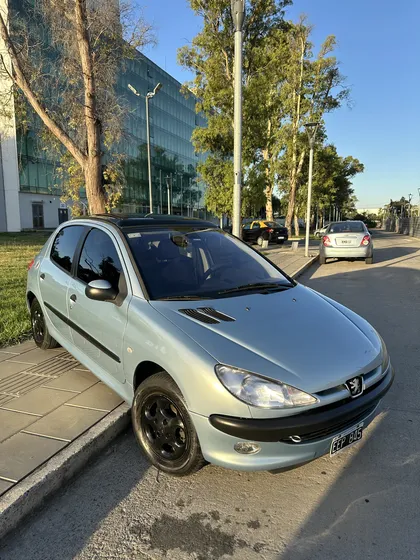 Peugeot 206 1.6 Xt