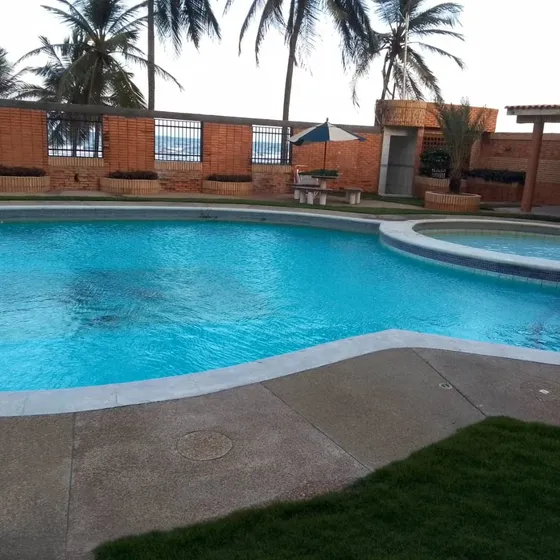 ¡no Te Quedes Sin Tu Reserva! Alquiler Vacacional En Tucacas Por Solo $140/noche - Century21 Mónaco