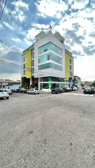 Mg Oficina En Alquiler En Barrio Obrero