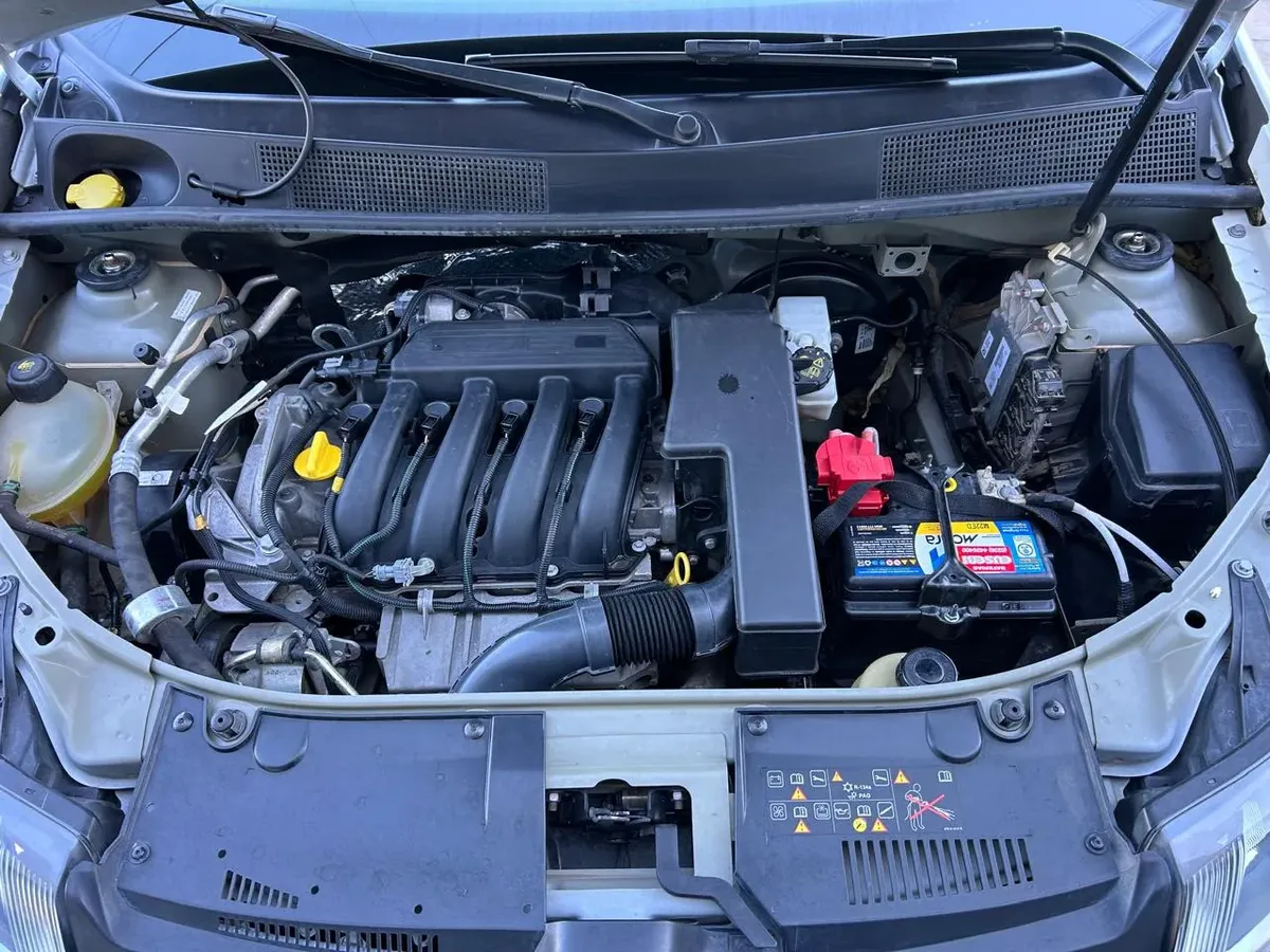 Renault Logan 1.6 Privilege 105cv565885098494545929