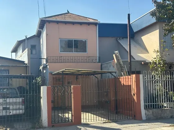 Arriendo De Propiedad Central En Villa Alemana