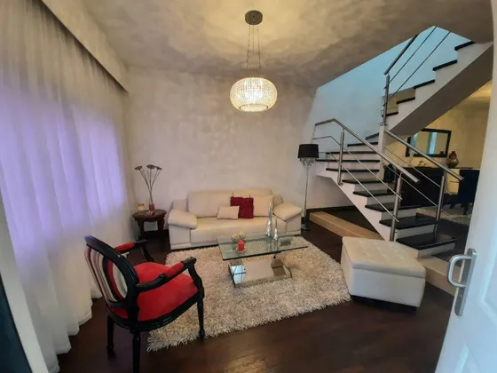 Se Vende Townhouse Remodelado En Conj Muralla Alta Los Mangos Rp