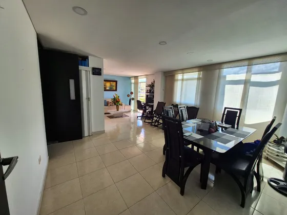 Apartamento En Venta Santa Marta Barrio Jardín Libertador 109m² 3 Habitaciones 3 Baños Aire Acondicionado Balcón Ascensor Parqueadero Privado Vigilancia 24/7 Rutas Buses Cerca Al Polideportivo