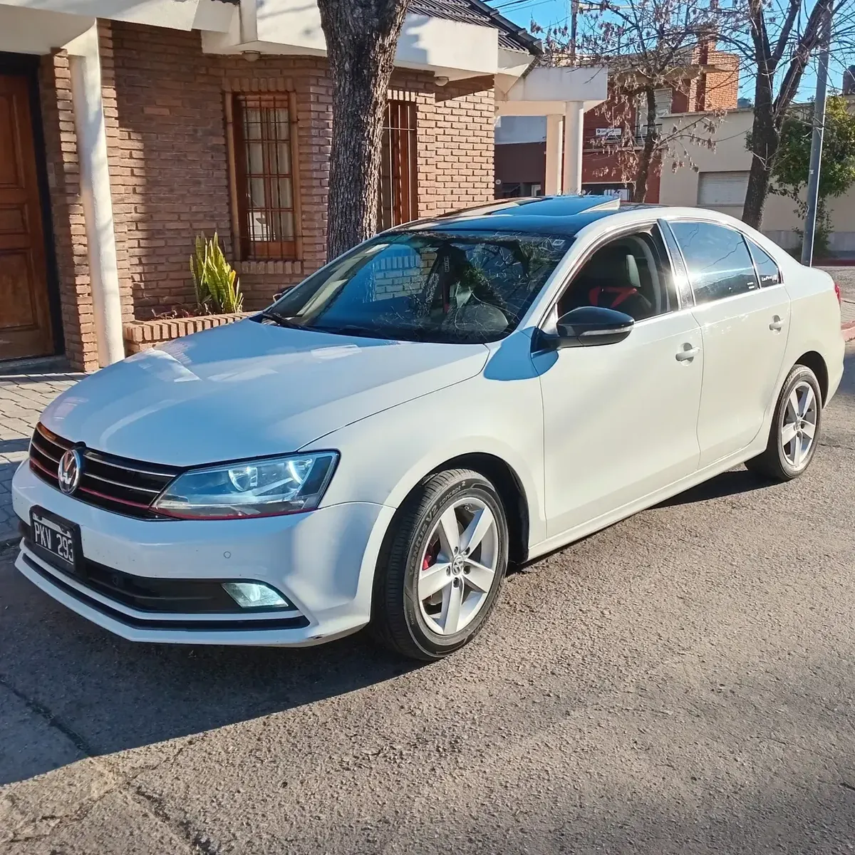 Volkswagen Vento 2.5 Luxury 170cv
