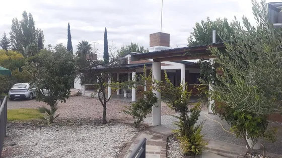 Casa, Quincho Y Monoambiente, Las Paredes S Rafael