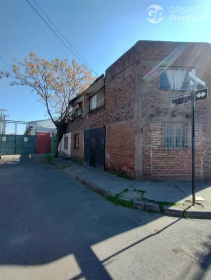 Casa Esquina Con Giro Comercial,alto Potencial De Inversión