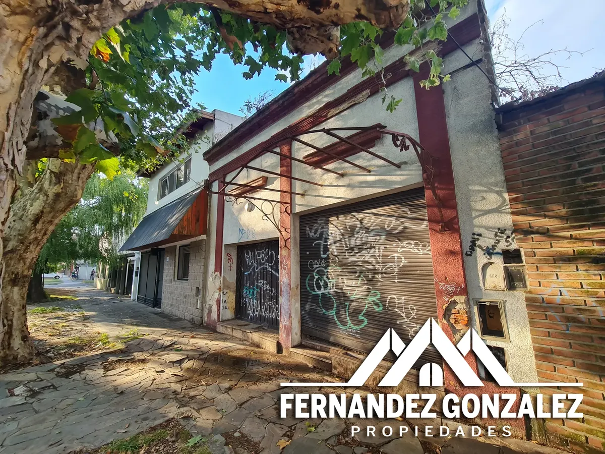 Venta De Lote O Terreno Residencial, Único En Banfield Este De 374 M2. Inmejorable Ubicacion
