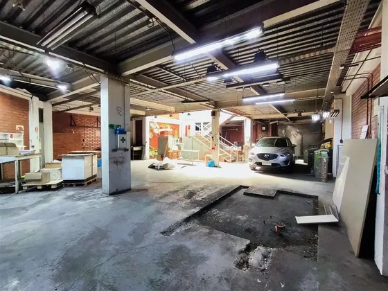 Amplio E Impecable Local Comercial En Venta En Santiago
