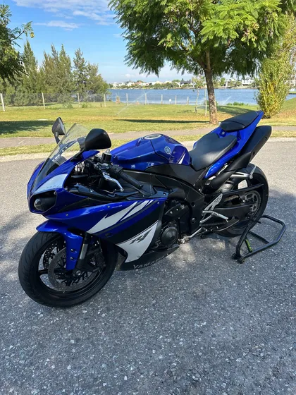 Yamaha R1 Crossplane