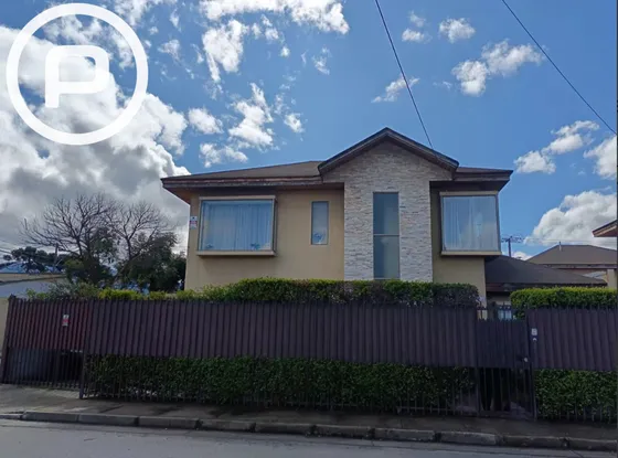 Casa En Venta De 4 Dorm. 3 Baños ,en Quillota 