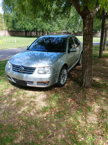 Volkswagen Bora 1.8 Highline T 180cv