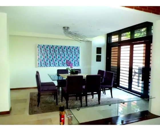 Se Vende Casa 374m2 Colinas De Tamanaco 0549