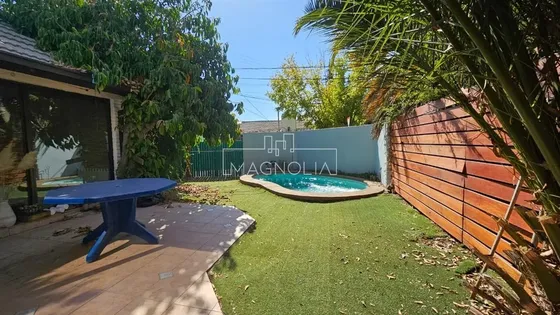 Casa En Venta De 4 Dorm. En Vitacura - Luis Pasteur