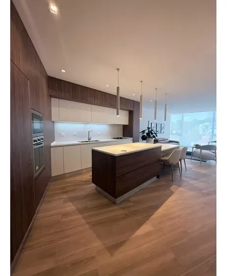 Alquilo Apartamento 109m2 Las Mercedes 8846