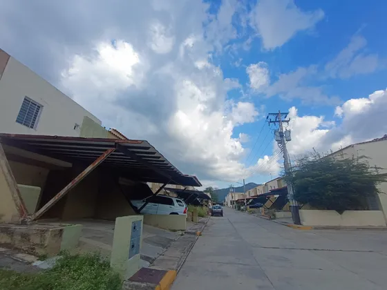 Town House Res. Villas De San Rafael Cod. Indith-285