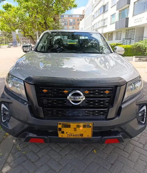 Nissan Np300 Frontier -