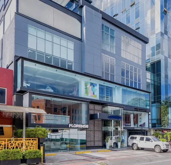 Excelente Local En Venta Y Alquiler Las Mercedes, 240m2