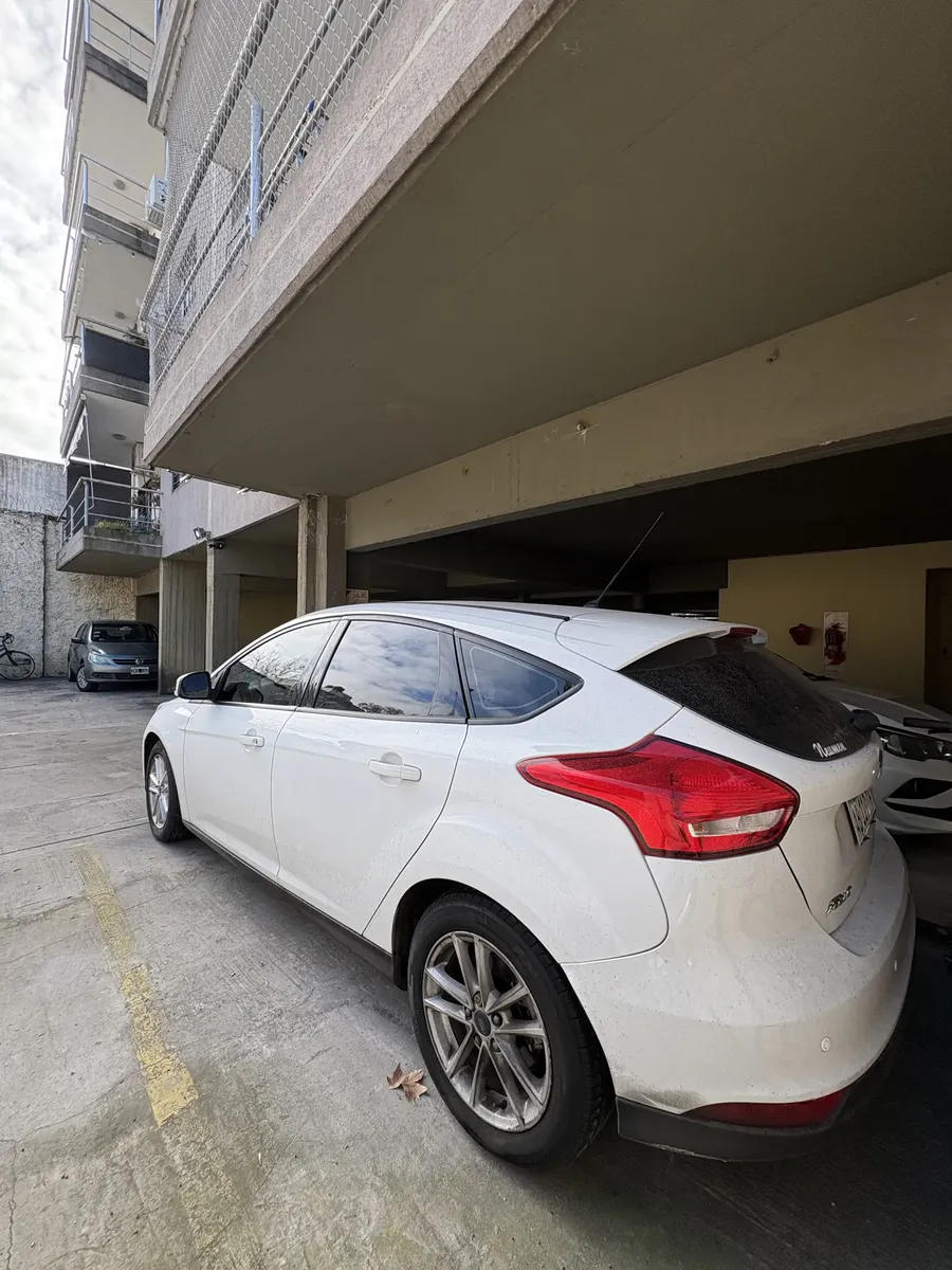 Ford Focus III 2.0 SE MT