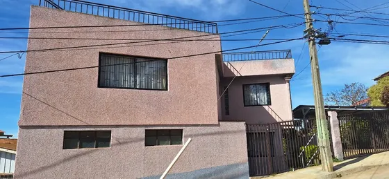 Se Vende Amplia Casa En Valparaíso Playa Ancha