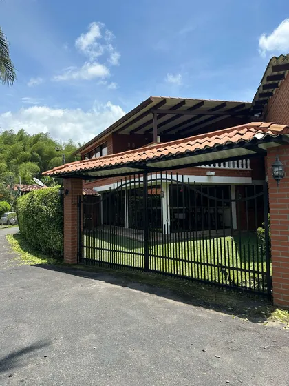 Hermosa Casa Campestre En Santagueda, Palestina, Caldas