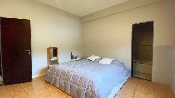 Casa En Venta 4 Ambientes En Castelar