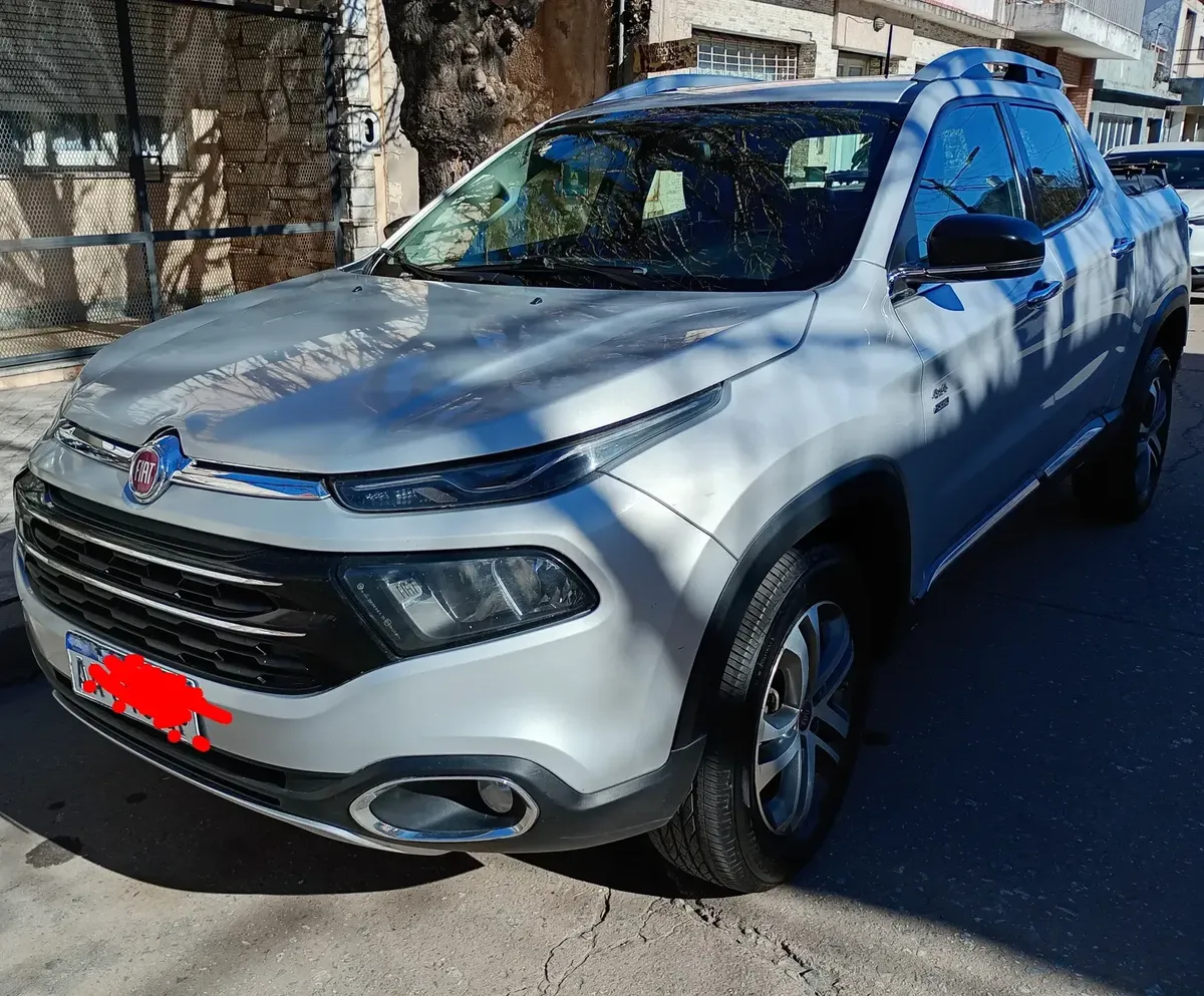 Fiat Toro 2.0 Volcano 4x4 At